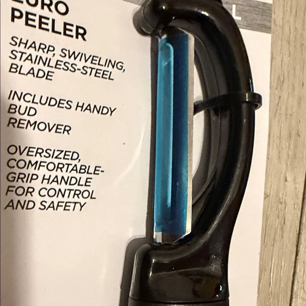 Farberware Black Professional Euro Peeler‎
